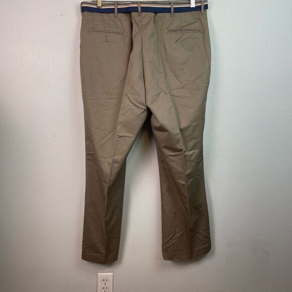 Botany 500 Tan Chino Pants with Straight Leg and Cotton Blend Size W40 L30 EUC - Picture 3 of 6